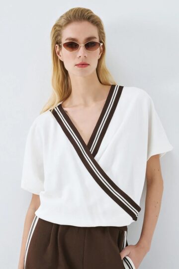 Μπλούζα φούτερ κρουαζέ με ριγέ λεπτομέρειες 63-2145 EIGHT